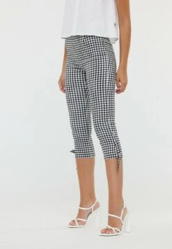 Lee Cooper Georgia - Short - Navy 7 Lee Cooper Georgia - Short - Navy -Lee Cooper Magasin 26d35a1e35c04740b047a39a7f0f5d6b