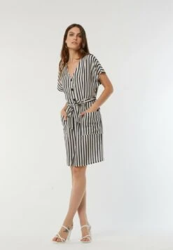 Lee Cooper Luzia - Robe Chemise - Marshmallow 12 Lee Cooper Luzia - Robe Chemise - Marshmallow -Lee Cooper Magasin 2acde37939d344ef90928434573e1a68