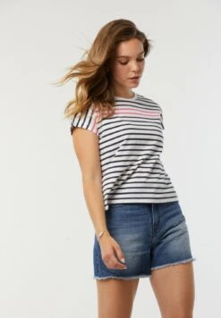 Lee Cooper Arra - T-Shirt Imprimé - Encre Et Fushia 8 Lee Cooper Arra - T-Shirt Imprimé - Encre Et Fushia -Lee Cooper Magasin 3834f6b0053a4f17aab6361790e6313f