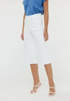 Lee Cooper Jelini - Short En Jean - Optic White 7 Lee Cooper Jelini - Short En Jean - Optic White -Lee Cooper Magasin a281c36fe8164e2aad5faf0f4019e7b6